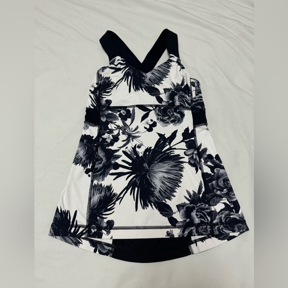 Lululemon Push Ur Limits Tank - Picture 4 of 9